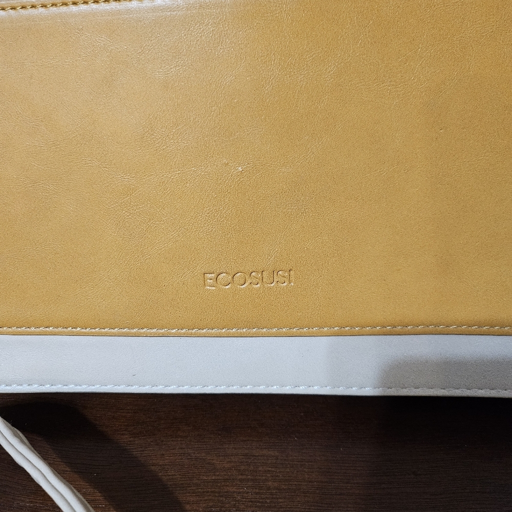 Ecosusi Messenger Bag - Picture 3 of 6